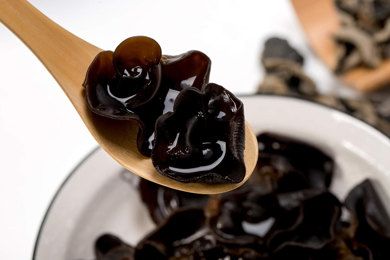 dried woodear mushrooms 2.jpg